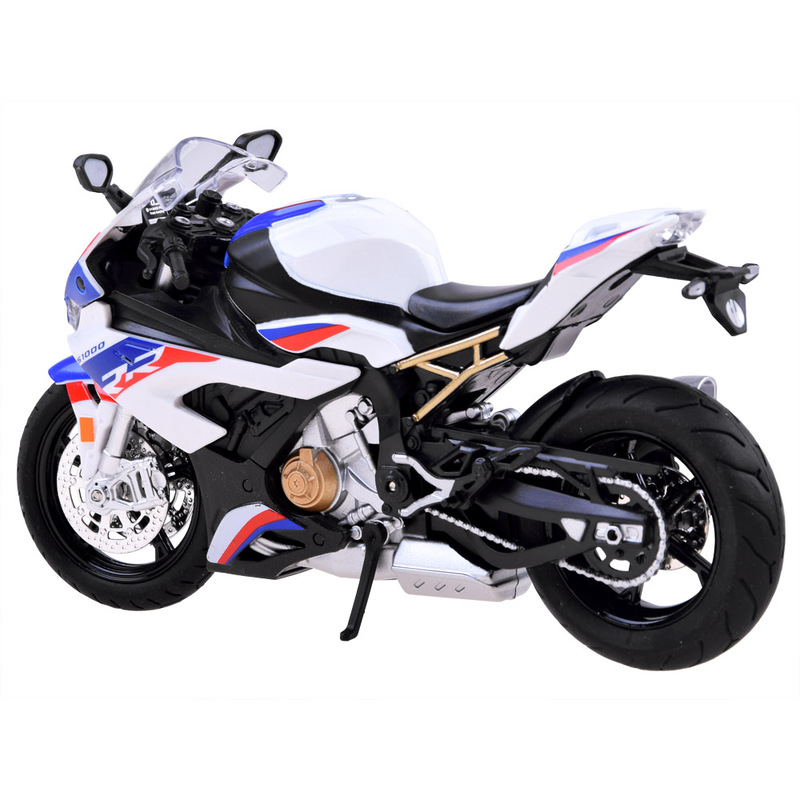 Mootorratta mudel BMW S1000RR valge