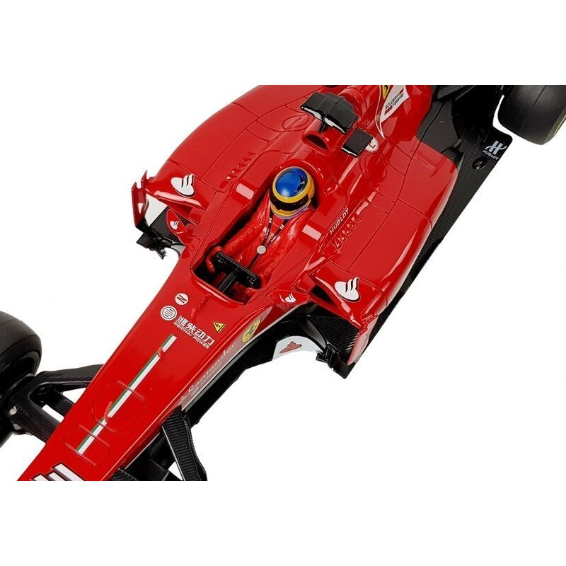 Ferrari F138 kaugjuhitav sportauto, punane