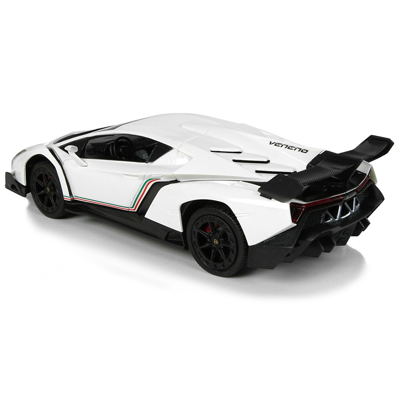 Kaugjuhitav sportauto Lamborghini Veneno, valge